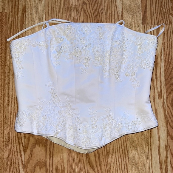 Ashley Jordan Tops - Beautiful intricate beaded Ashley Jordan corset